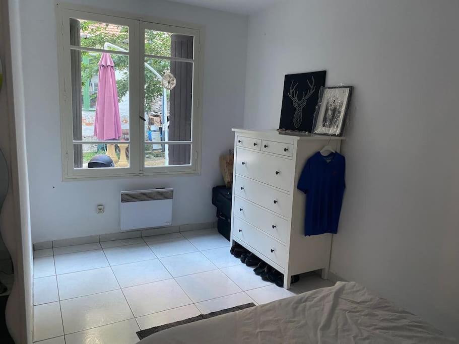 Appt 4 Pers Avec Jardin Ombrage En Centre Ville De Sete Exterior photo